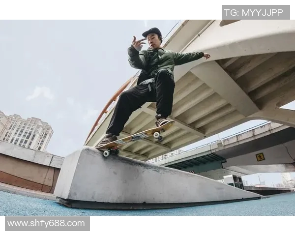 杨磊畅谈滑板人生：从初学者到职业选手的成长之路