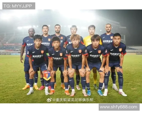 重庆羽毛球队在邀请赛中以84分稳居积分榜首位展现强劲实力